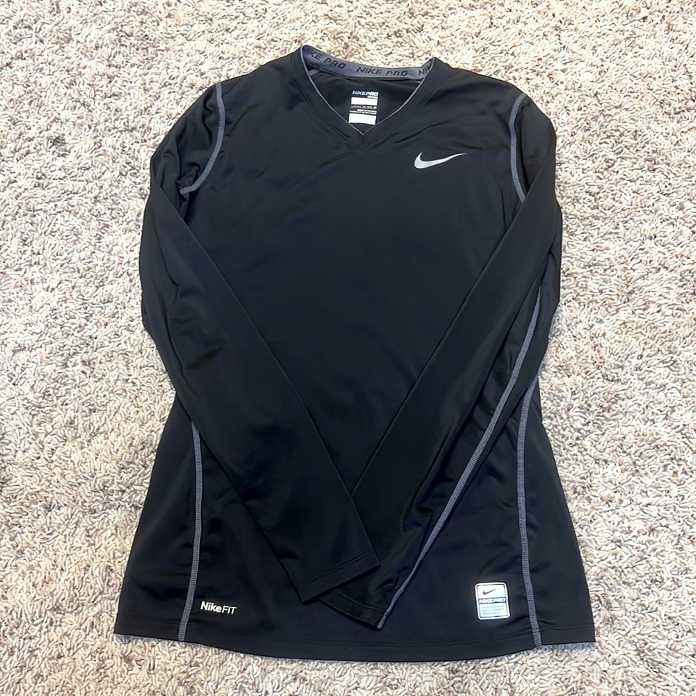 Nike long sleeve dri-fit shirt size XS